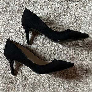Le Chateau Black 3” Pumps